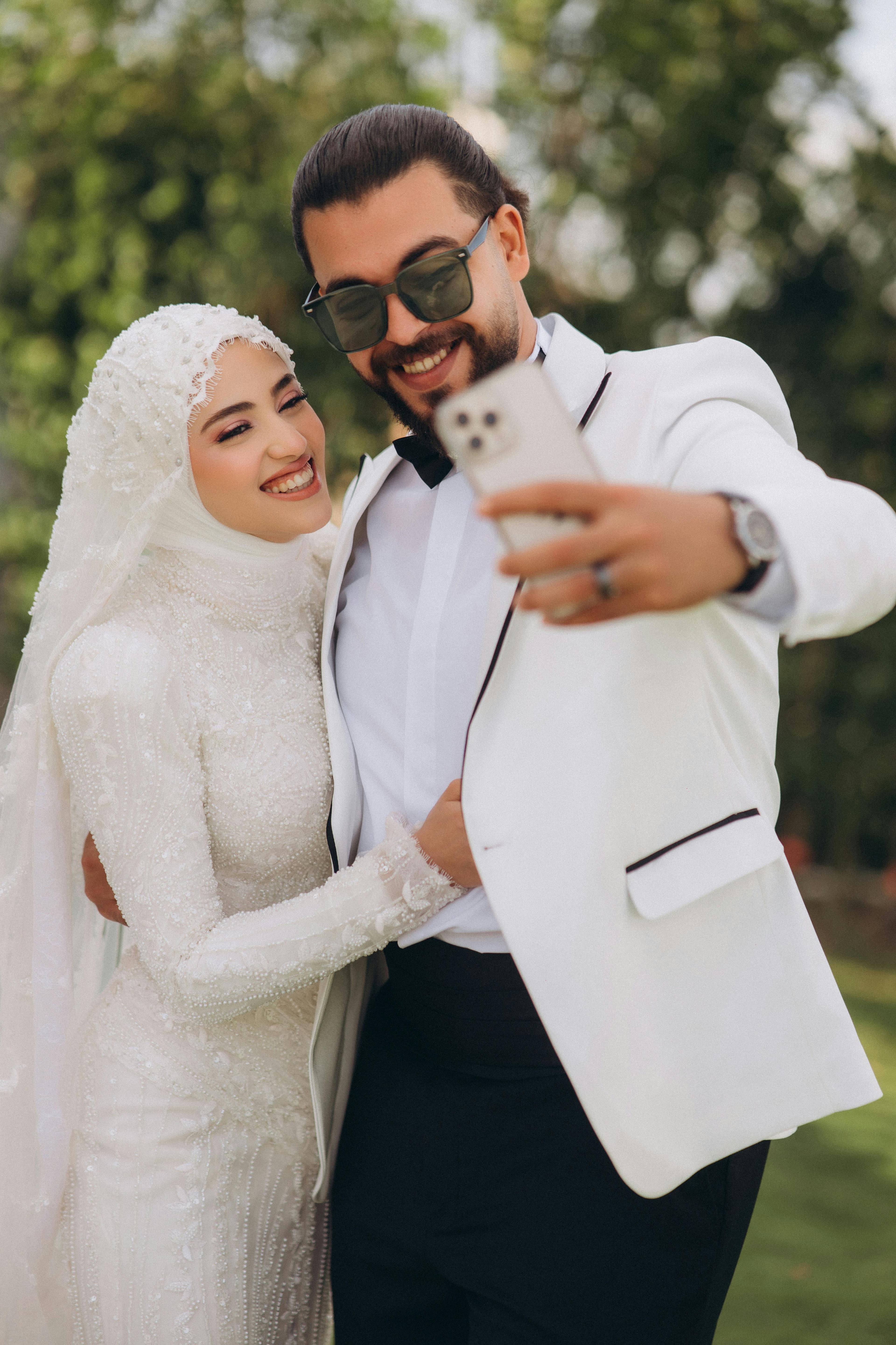 Tradition, Religion und Moderne bei der muslimischen Partnersuche vereinen